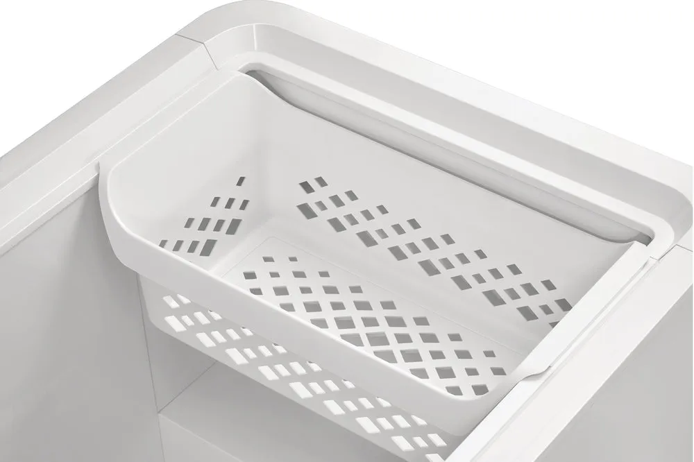 Frigidaire White Chest Freezer Manual Defrost (19.8 Cu. Ft.) - FFCL2042AW