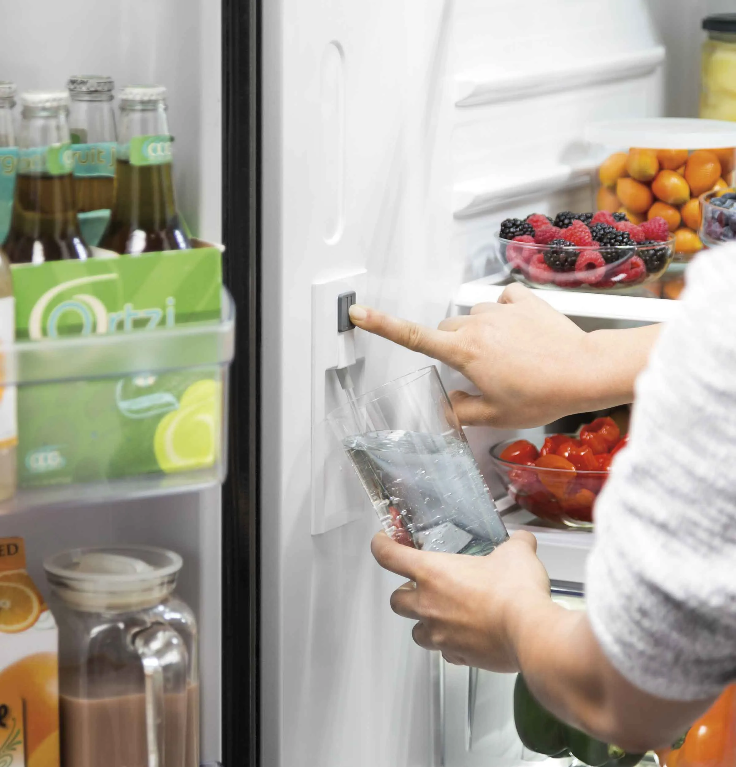 GE Fingerprint Resistant Stainlees Steel French-Door Refrigerator (26.7 Cu. Ft.) - GNE27JYMFS