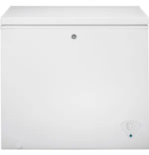 GE White Manual Defrost Chest Freezer (7.0 Cu.Ft.) - FCM7STWW