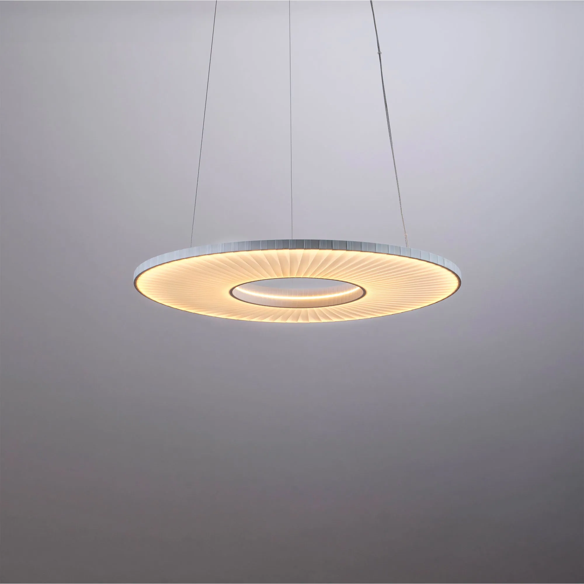 Iris Horizontal LED Pendant Light