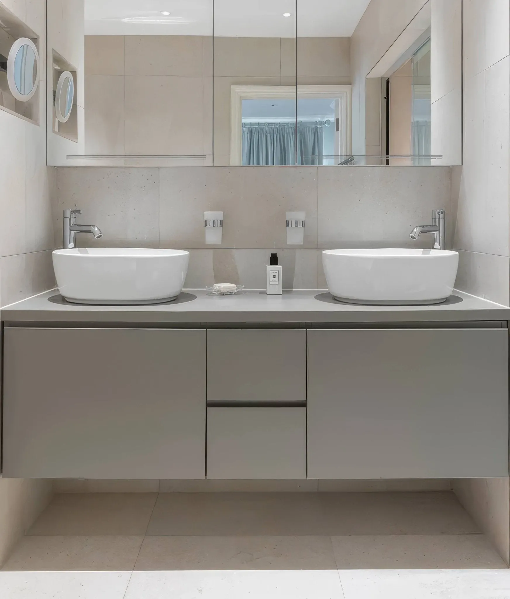 Isle Porcelain Crema