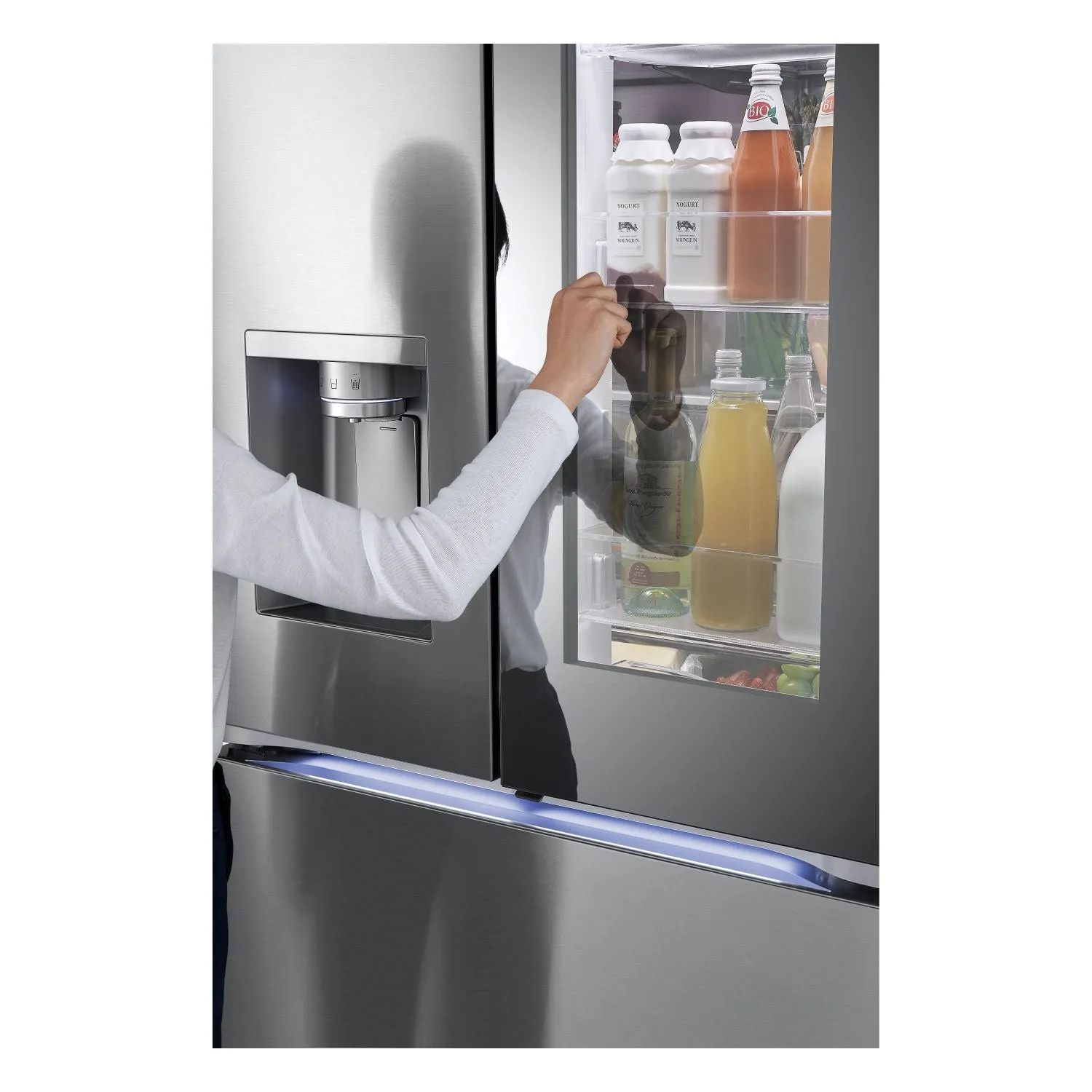 LG Stainless Steel 35.75" Smart Mirror InstaView™ Door-in-Door® Refrigerator (31 Cu.Ft.) - LRYKS3106S