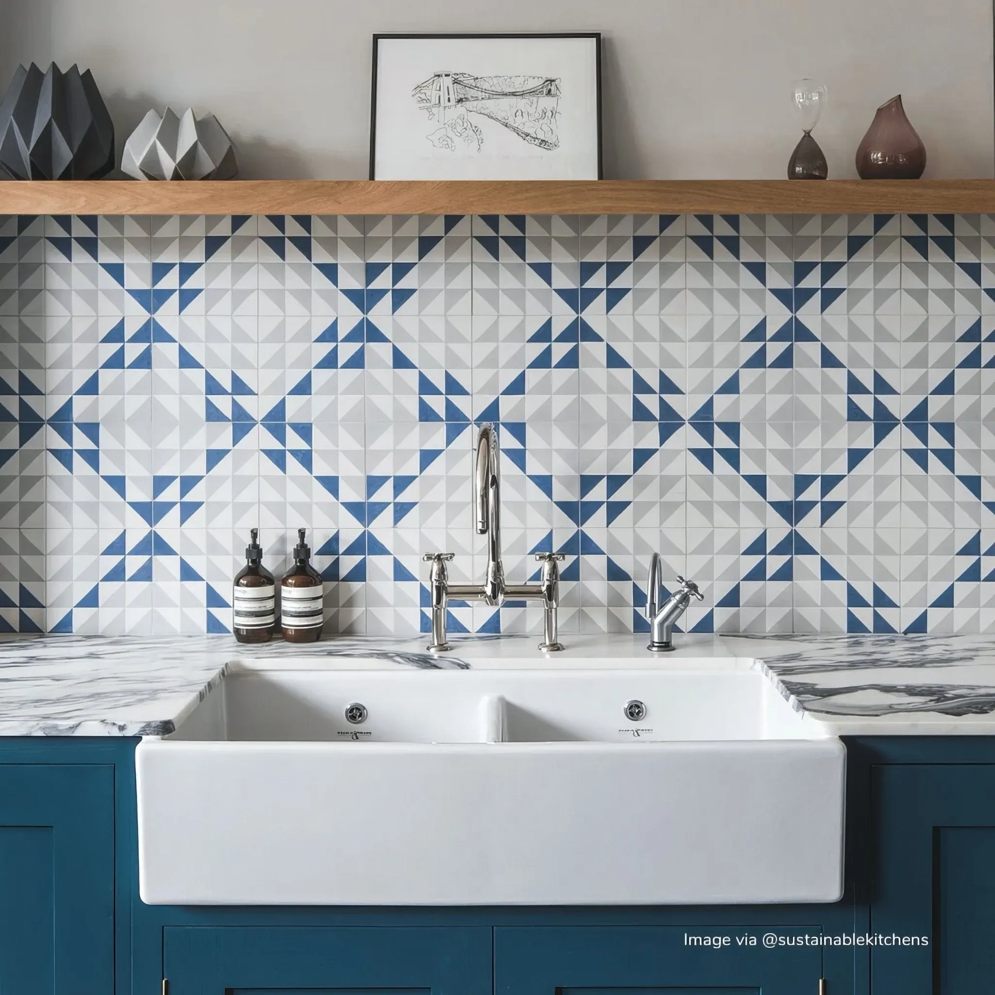 Navy Majadas Tile