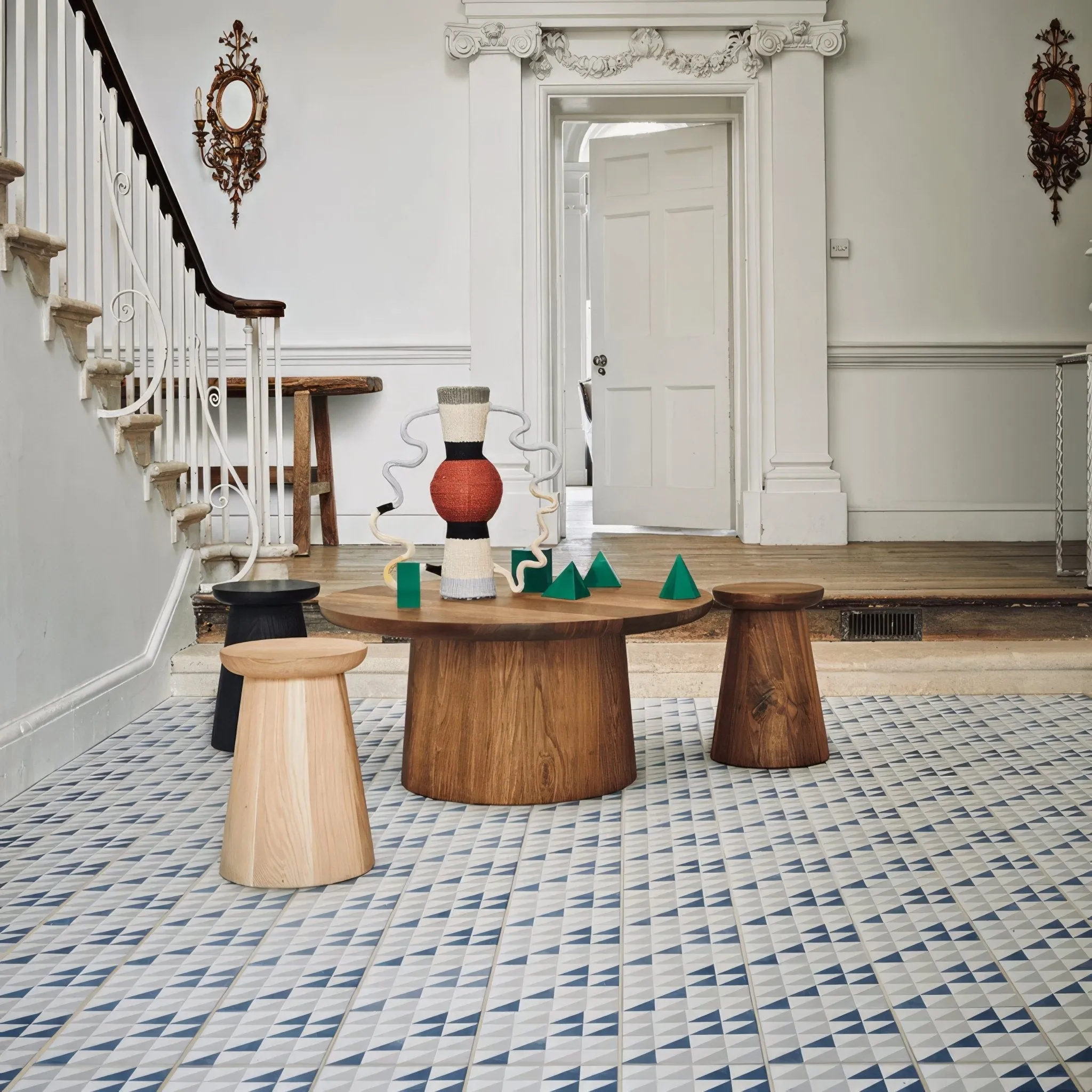 Navy Majadas Tile