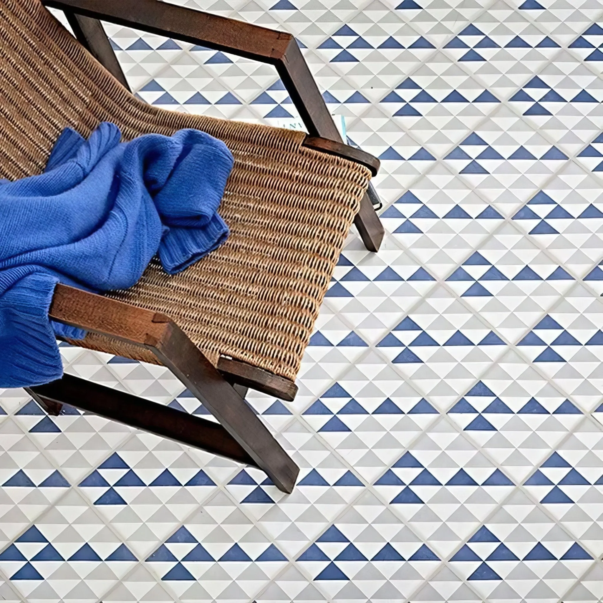 Navy Majadas Tile