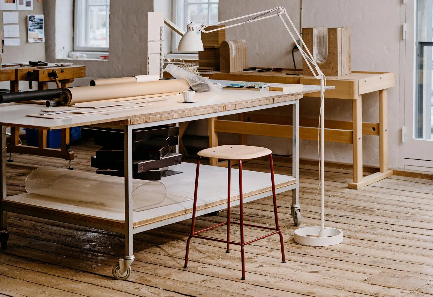 Soft Edge 80 Bar Stool