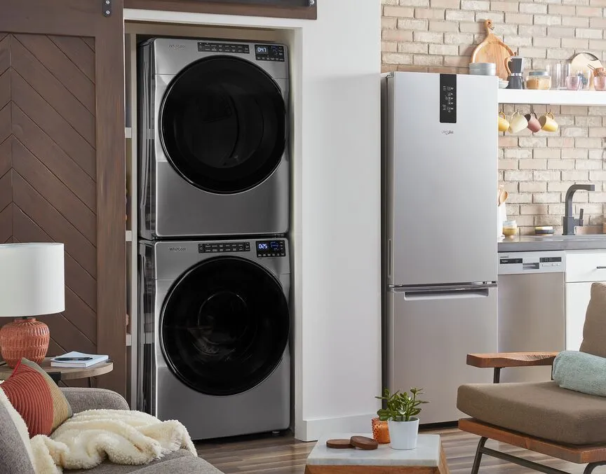 Whirlpool Chrome Shadow Front-Load Washer with Quick Wash (5.2 cu. ft.) - WFW5605MC